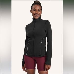 Peloton cadent run jacket medium NWT